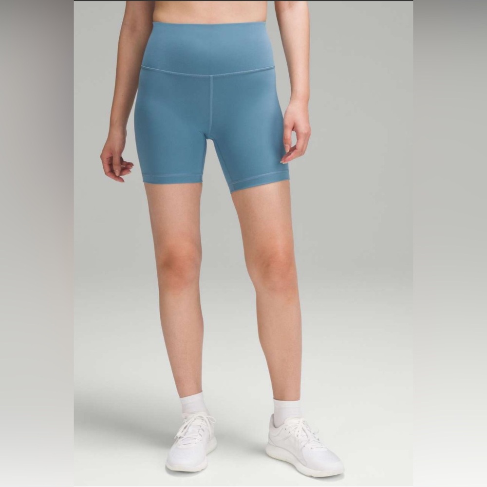 Lululemon Wunder Train High-Rise Short 6”